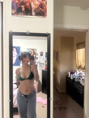 tooturnthailey Photo #13