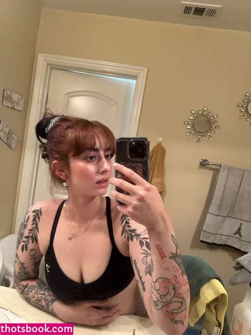 tooturnthailey Photo #17