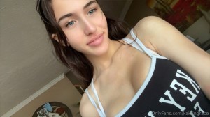 kaitlingrace Photo #6