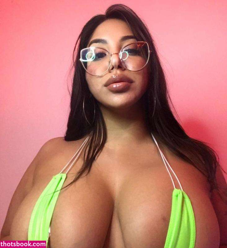 Sultryvenus Photo #3