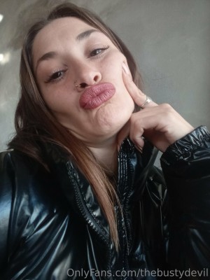 thebustydevil Photo #9