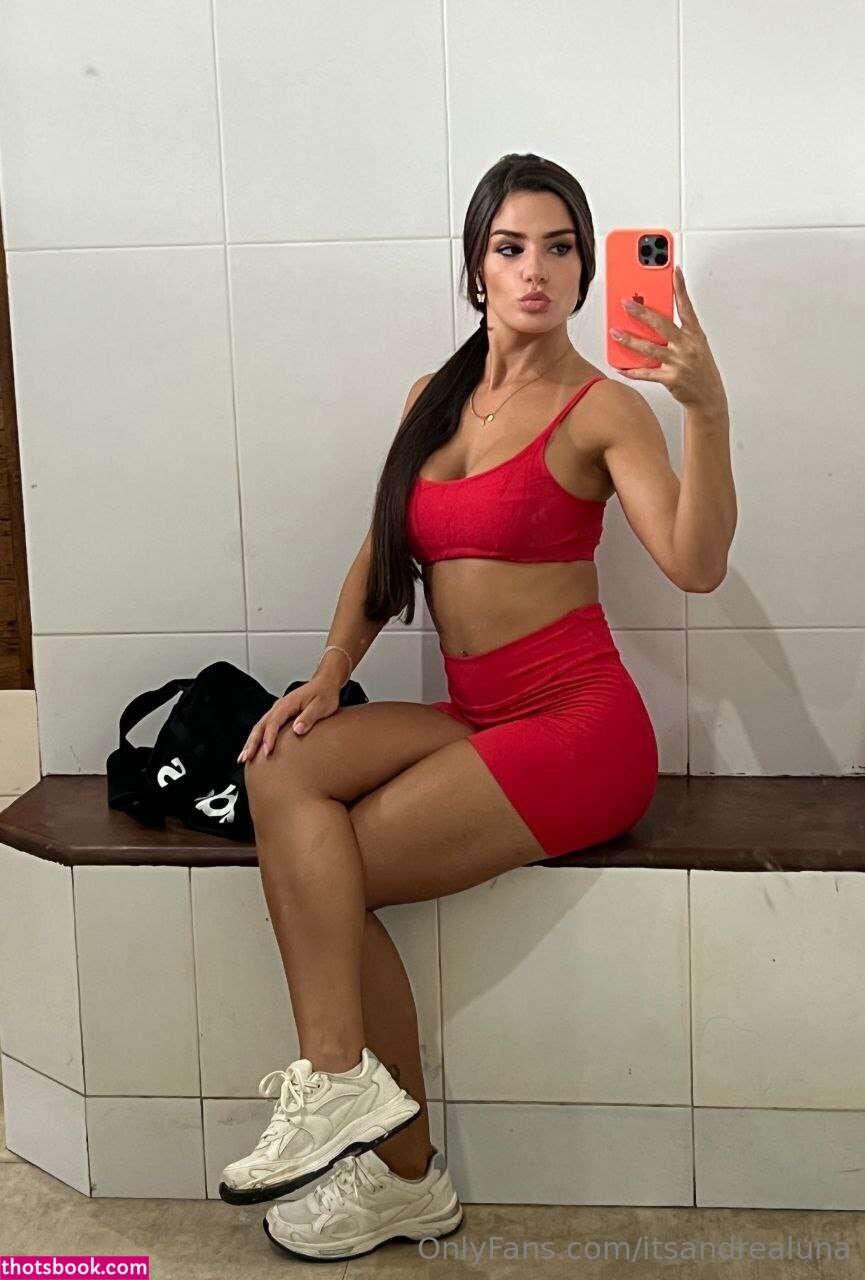 Itsandrealuna Photo #31