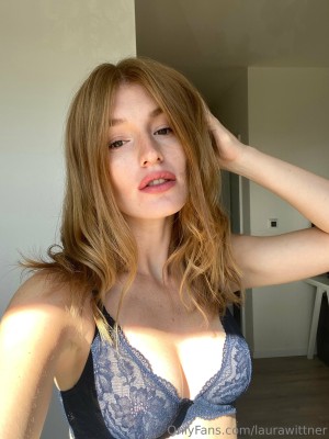 laurawittner Photo #9