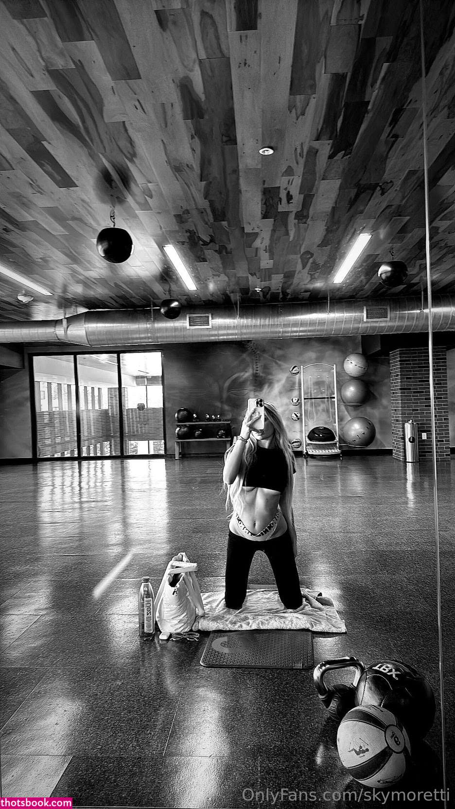 skymoretti Photo #15