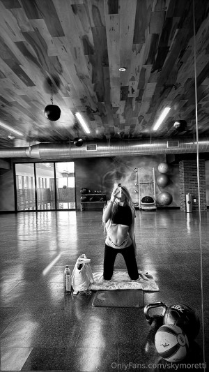 skymoretti Photo #15