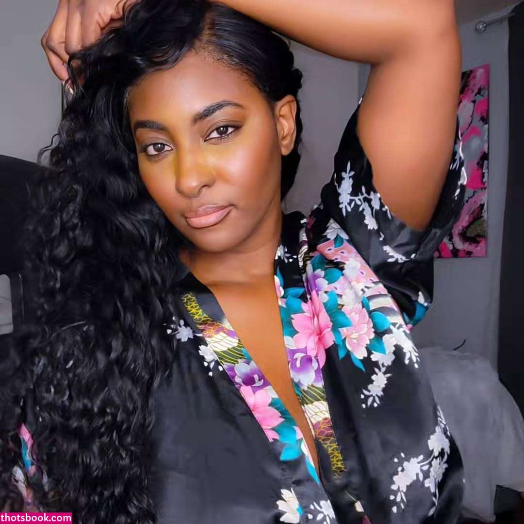 Goddessddlynn Photo #1