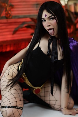 Sabrina Bloom Photo #26