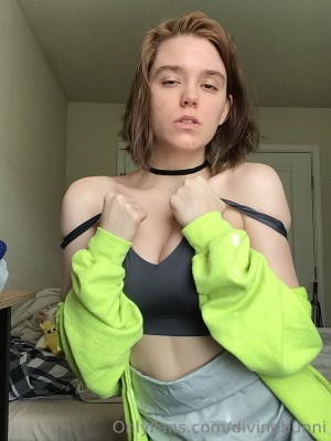 divinebunni Photo #13