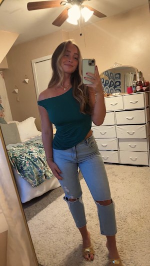 Sam Ahearn Photo #29