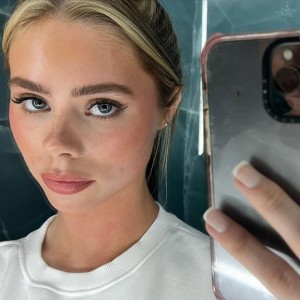 Faith Louisa Photo #23