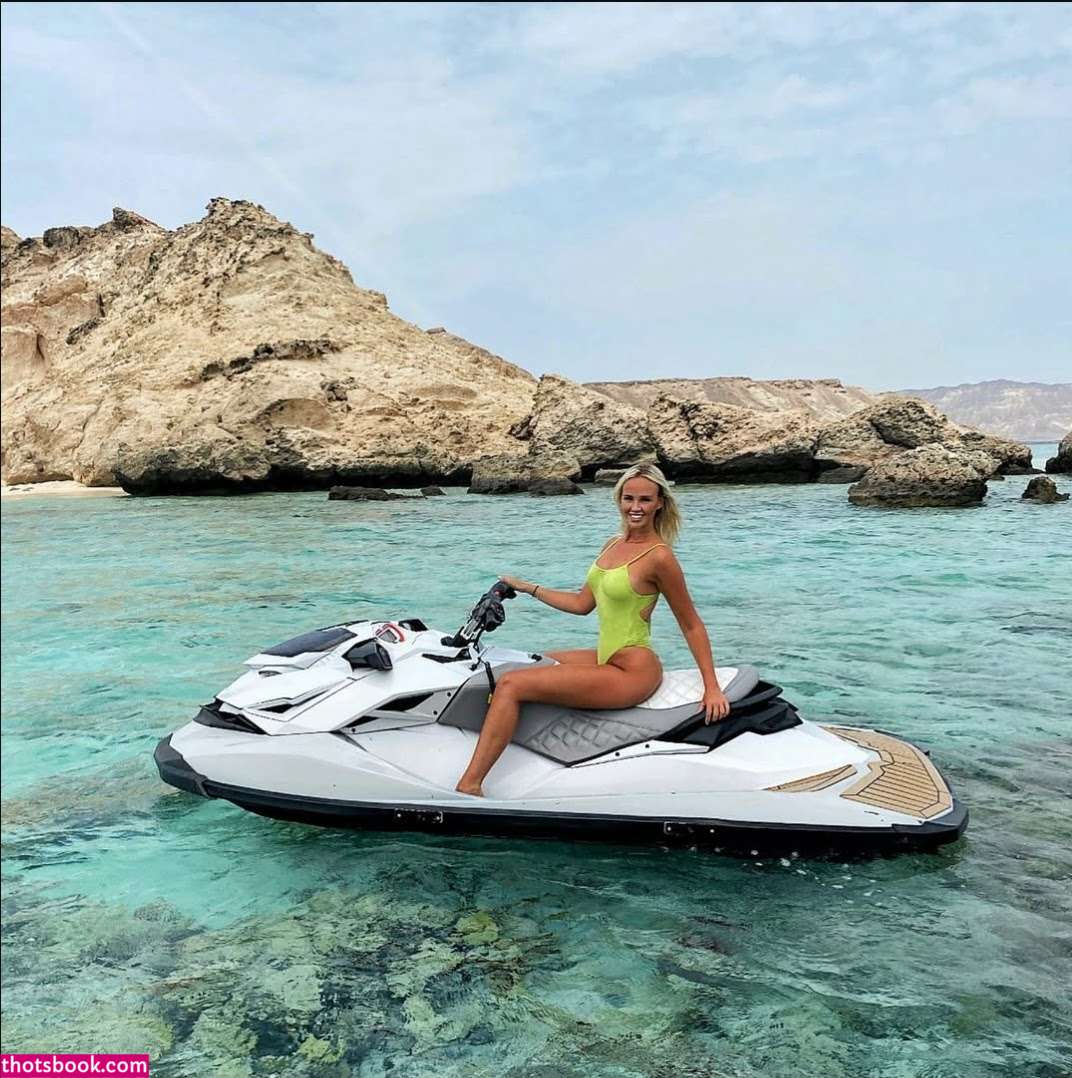 Martha Armitage Photo #7