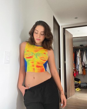 Vanne Amador Photo #8