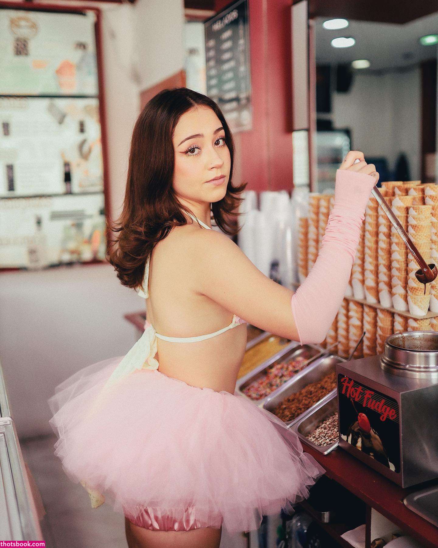 Vanne Amador Photo #14