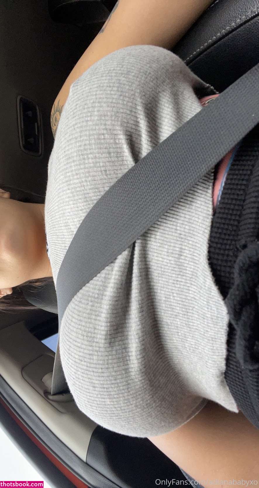 alexiiiiss Photo #18