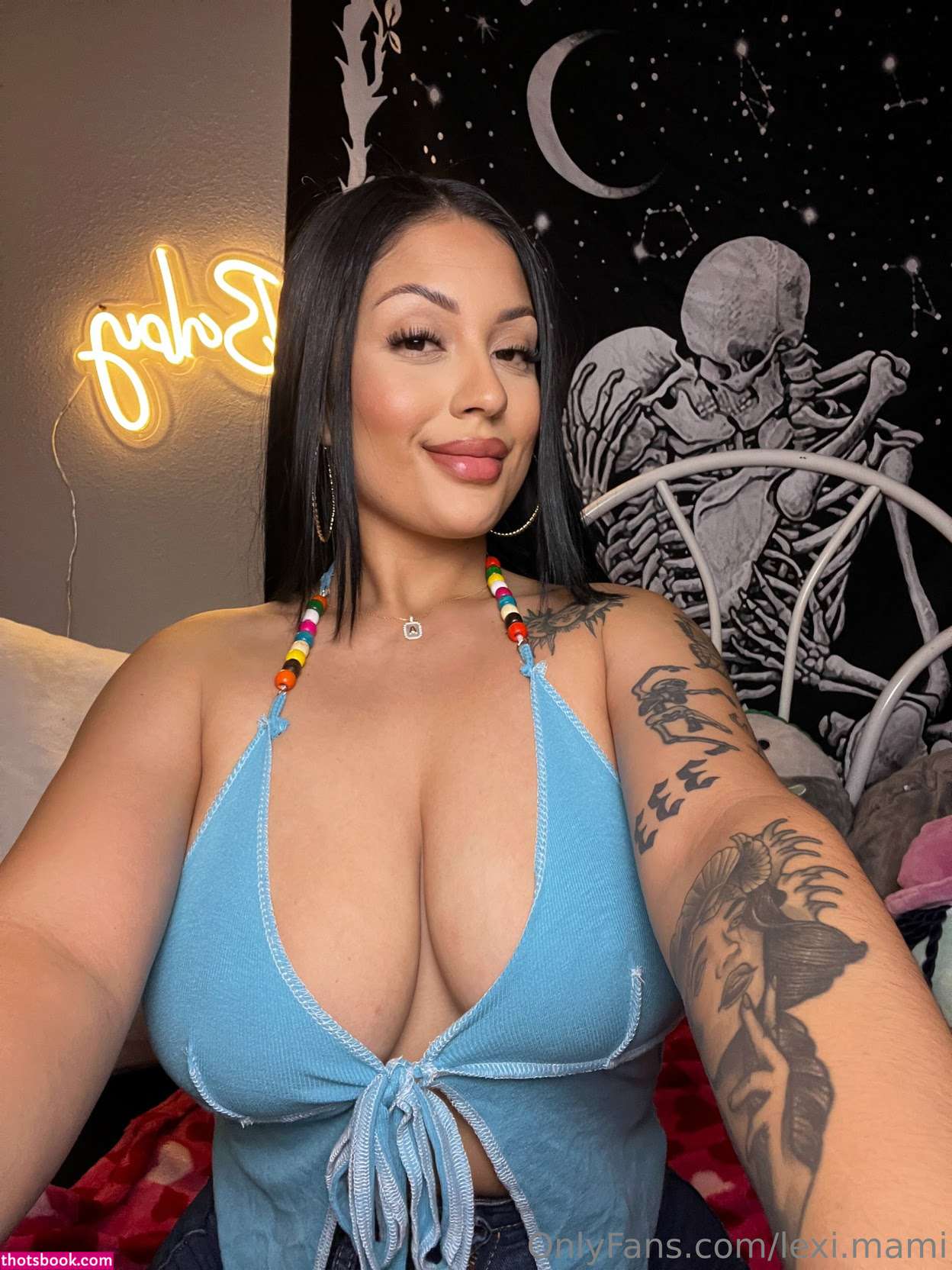 alexiiiiss Photo #33