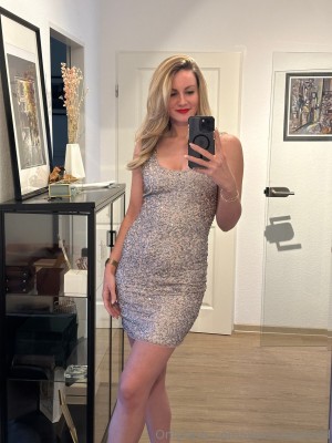 ameliasworldd Photo #40