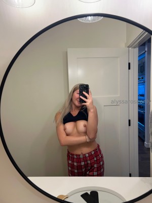alyssaroseonly Photo #10