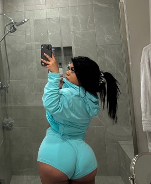 Esperanza Hansley Photo #34