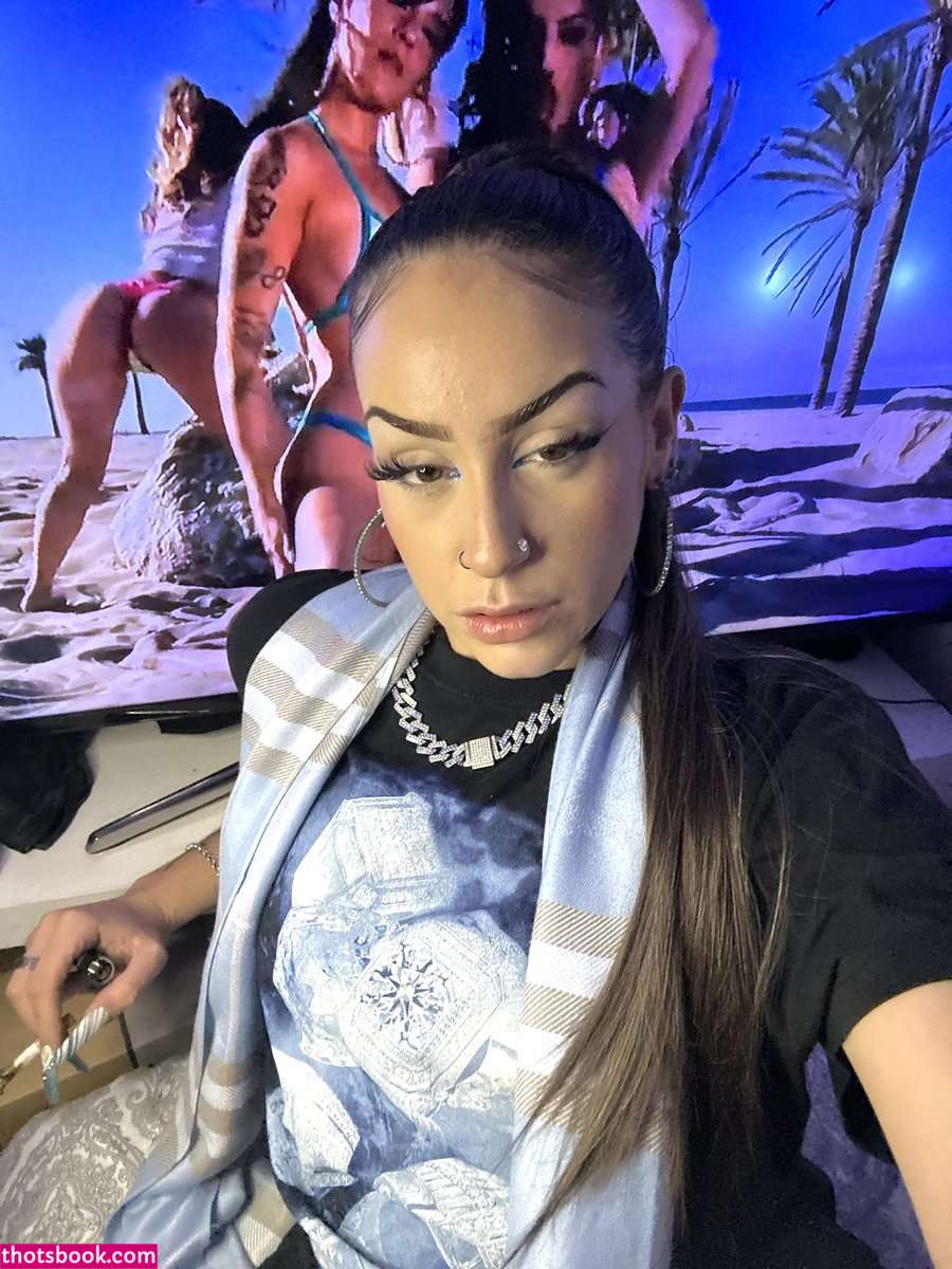 naylagonzaa Photo #4