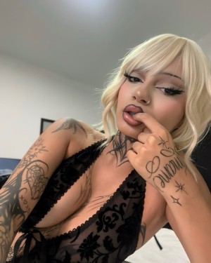 Xoxo Babeval Photo #7