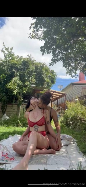cherrieblaze Photo #14