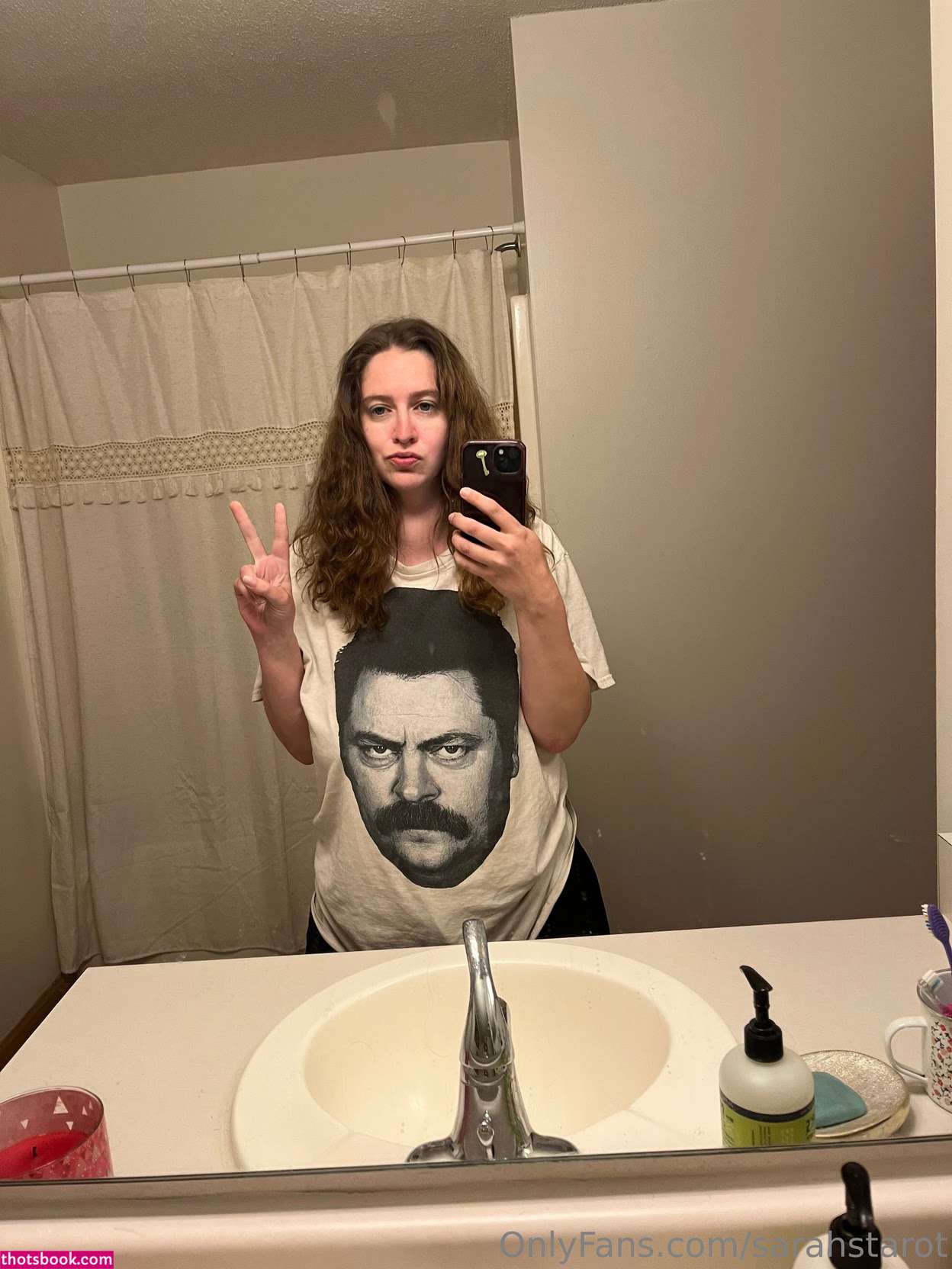 sarahstarot Photo #36