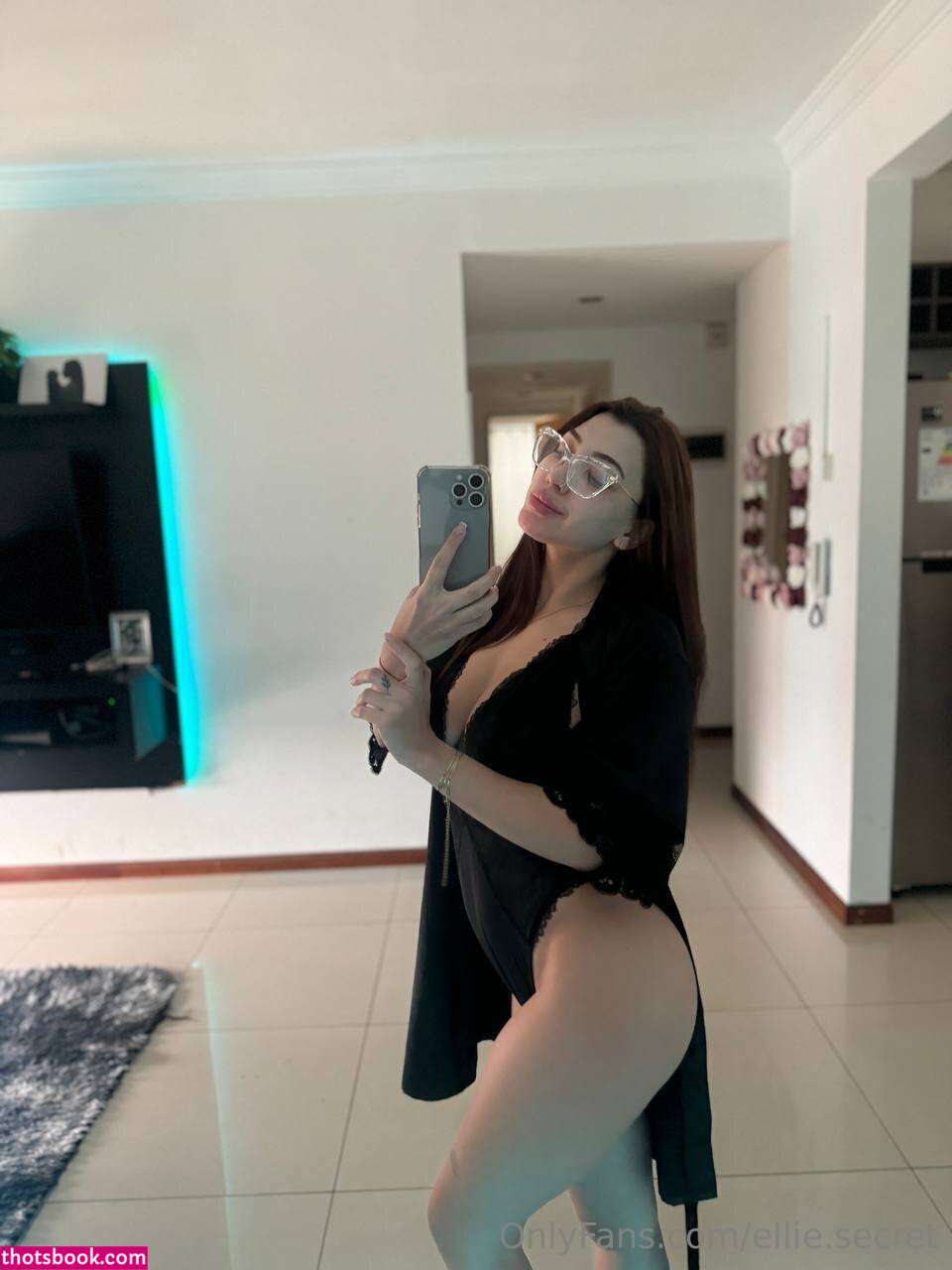 Ellie Secret Photo #3