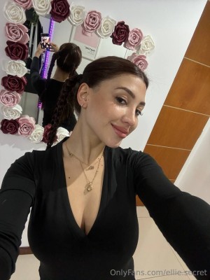 Ellie Secret Photo #27