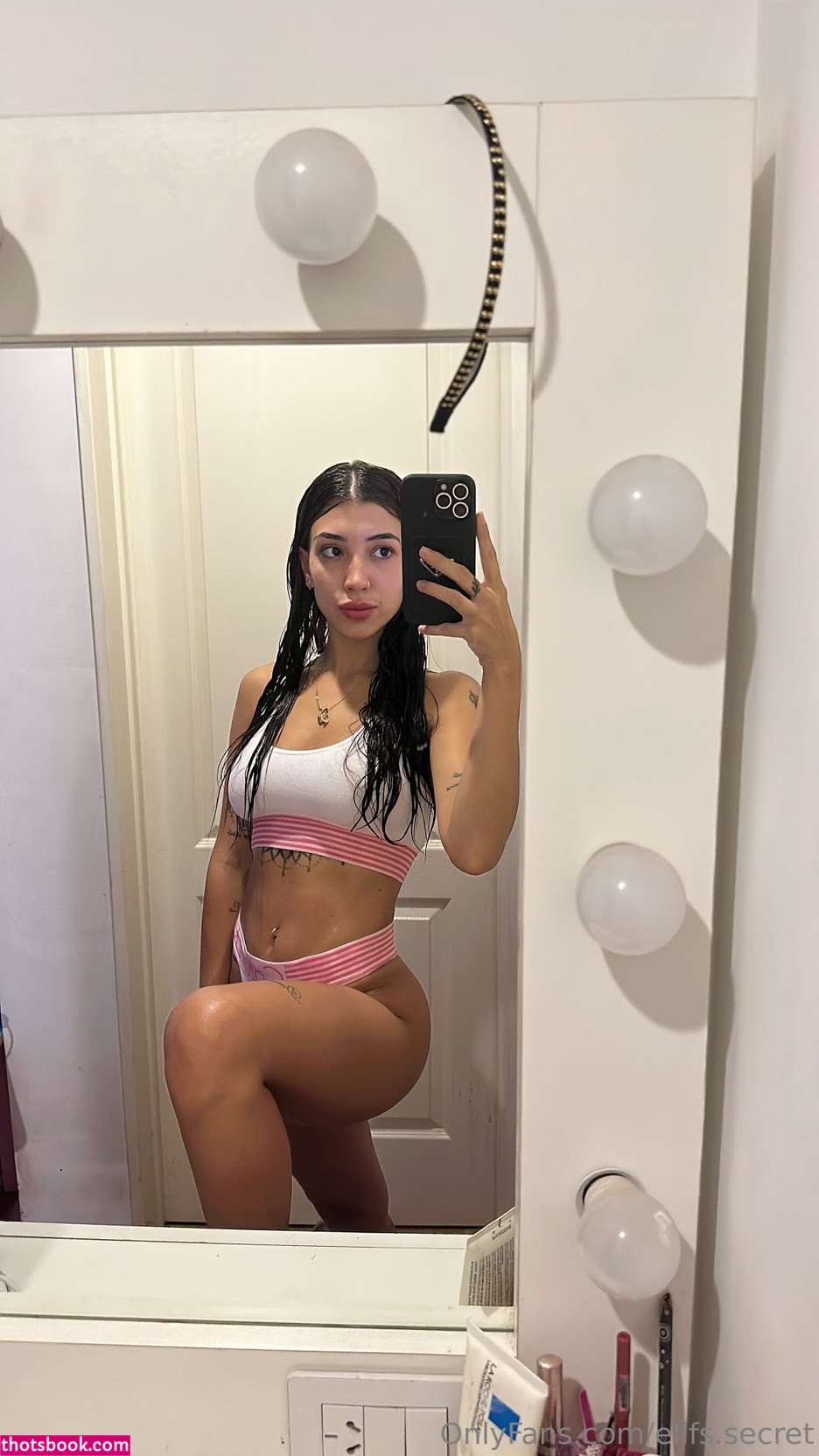 Ellie Secret Photo #29