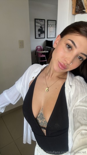 Ellie Secret Photo #31