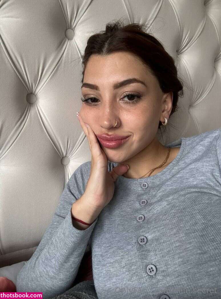 Ellie Secret Photo #41