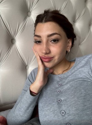 Ellie Secret Photo #41