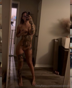 Jessiecakkes Photo #2