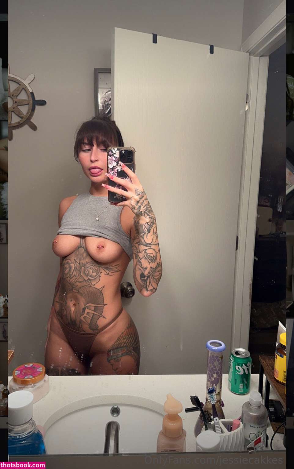 Jessiecakkes Photo #13