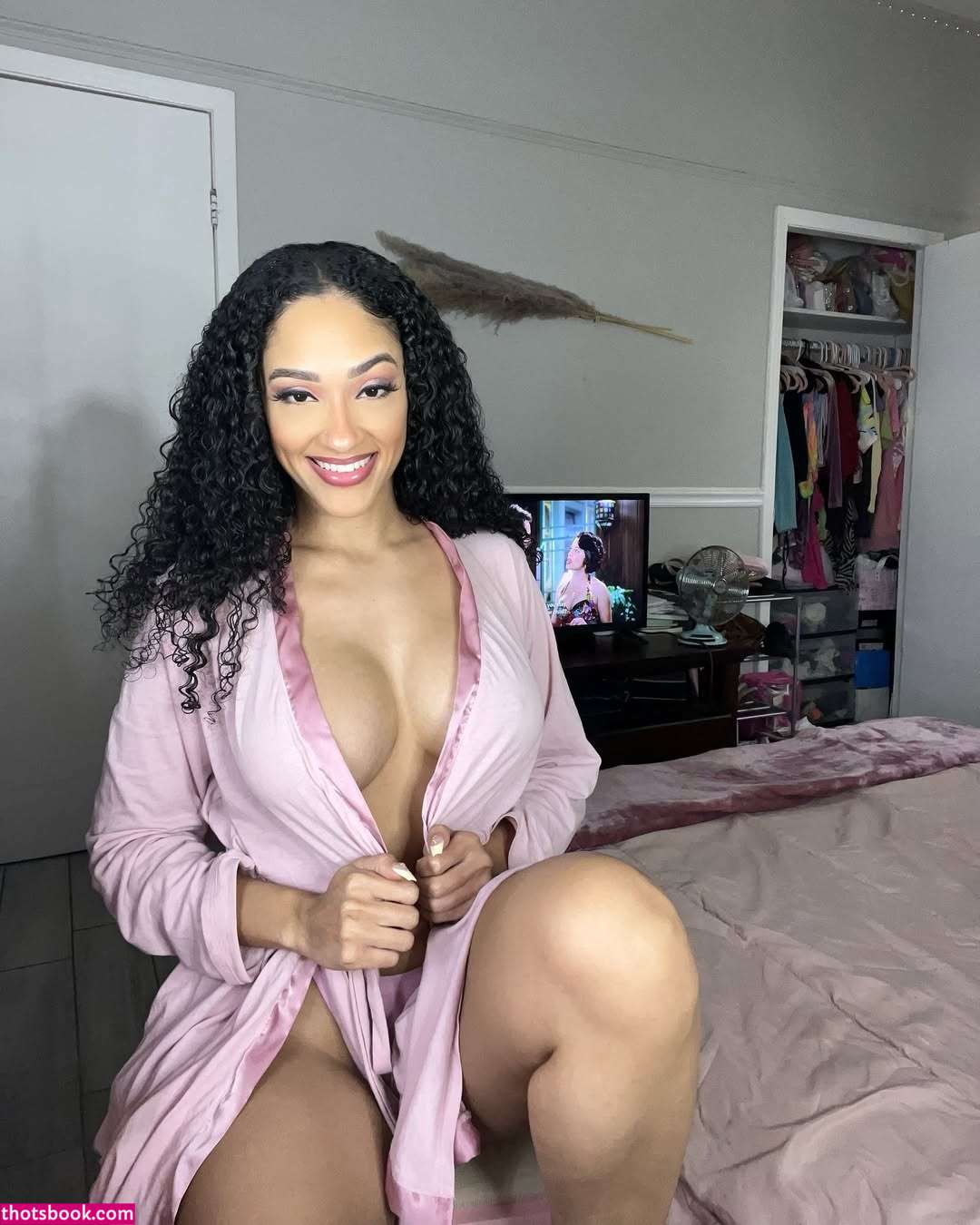 Joyce Marie Photo #9