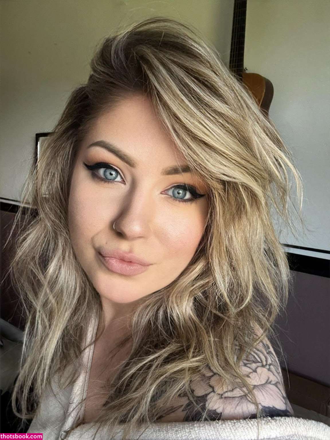 Lecturefunny2412 Photo #30