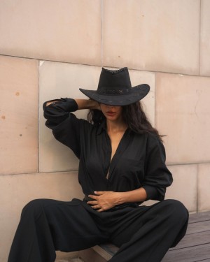 Sonam Bajwa Photo #42