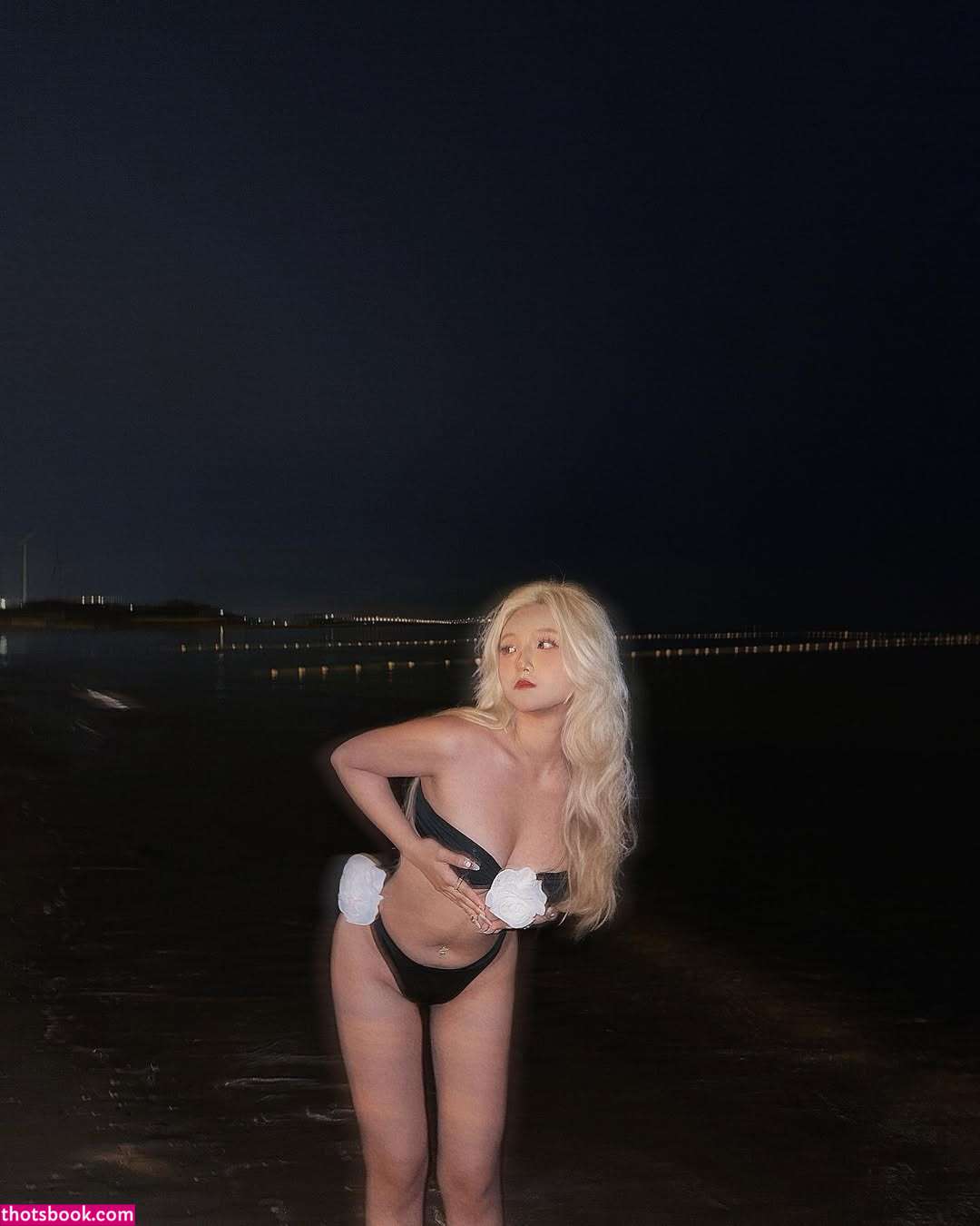 Vickie Pong Photo #25