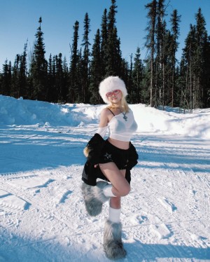 Vickie Pong Photo #38