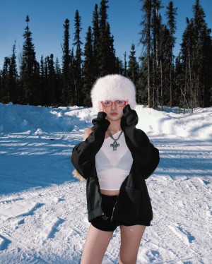 Vickie Pong Photo #40