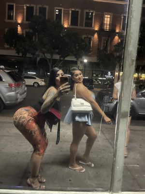 bluntedbetty Photo #3