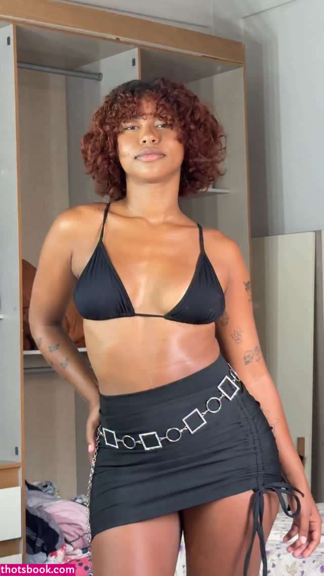 Manayra Santos Photo #16