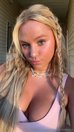 brittaniebabexxx Photo #36