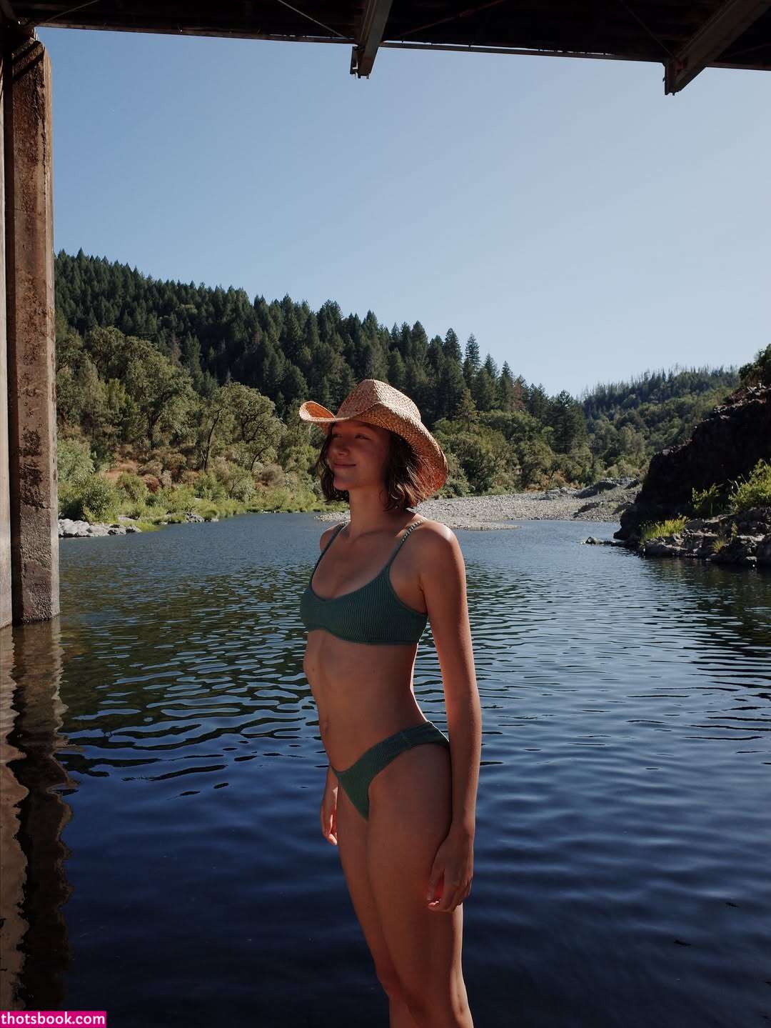 Ava Michelle Photo #4