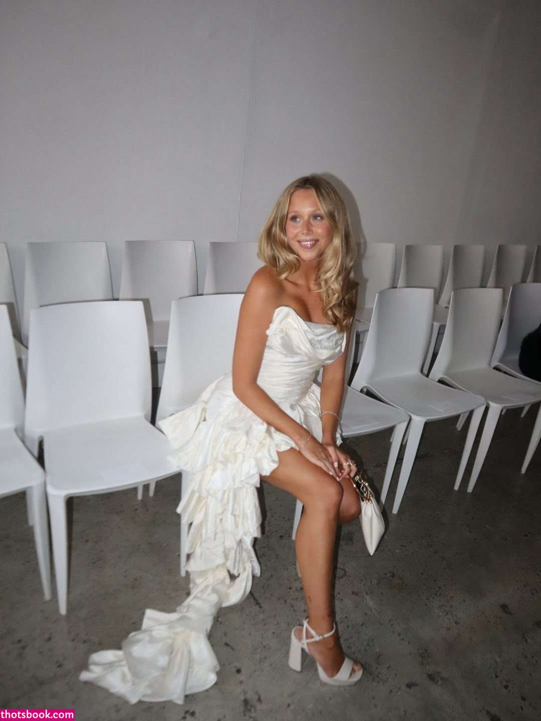 Miranda Mckeon Photo #15