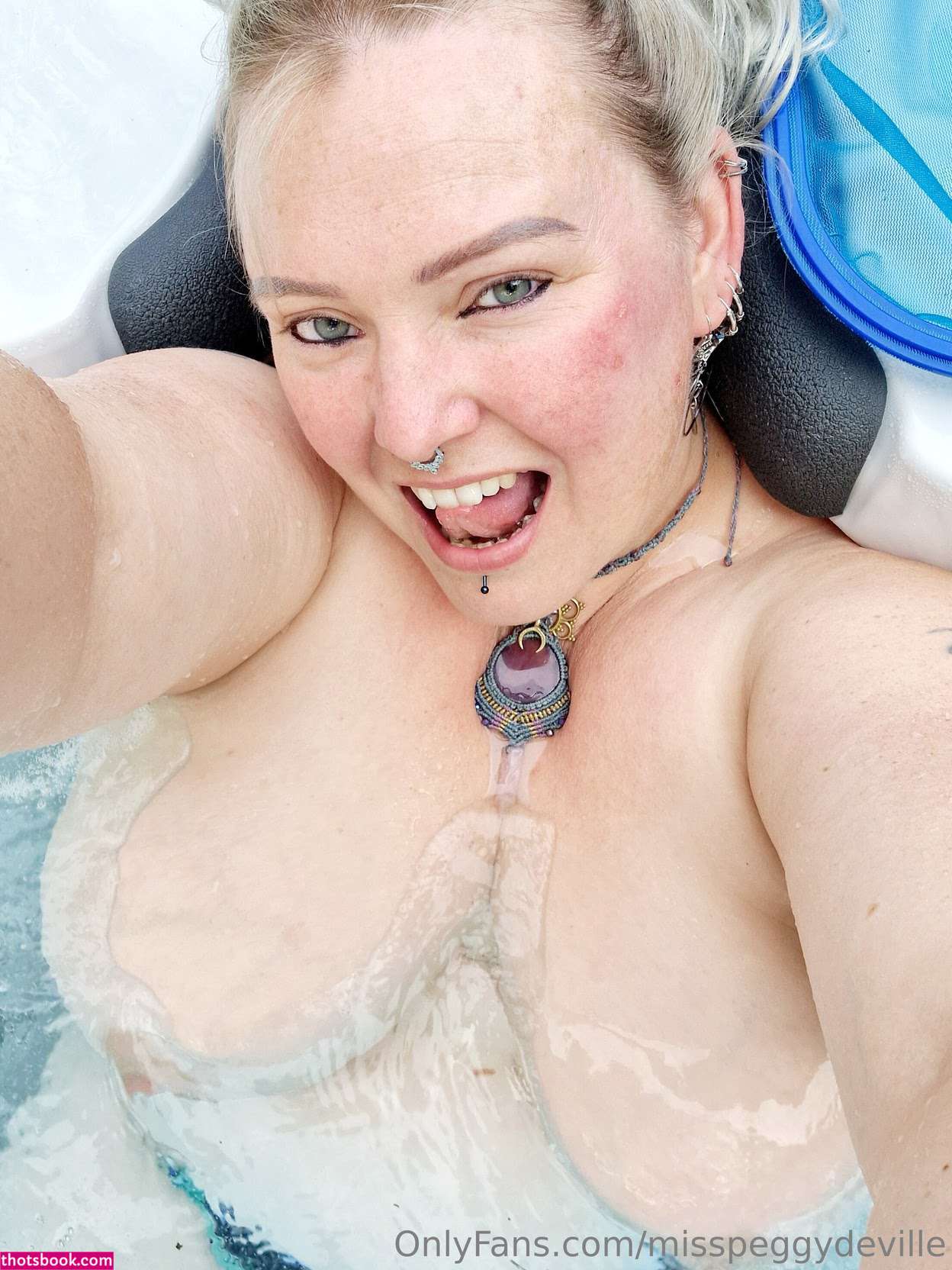 misspeggydeville Photo #1