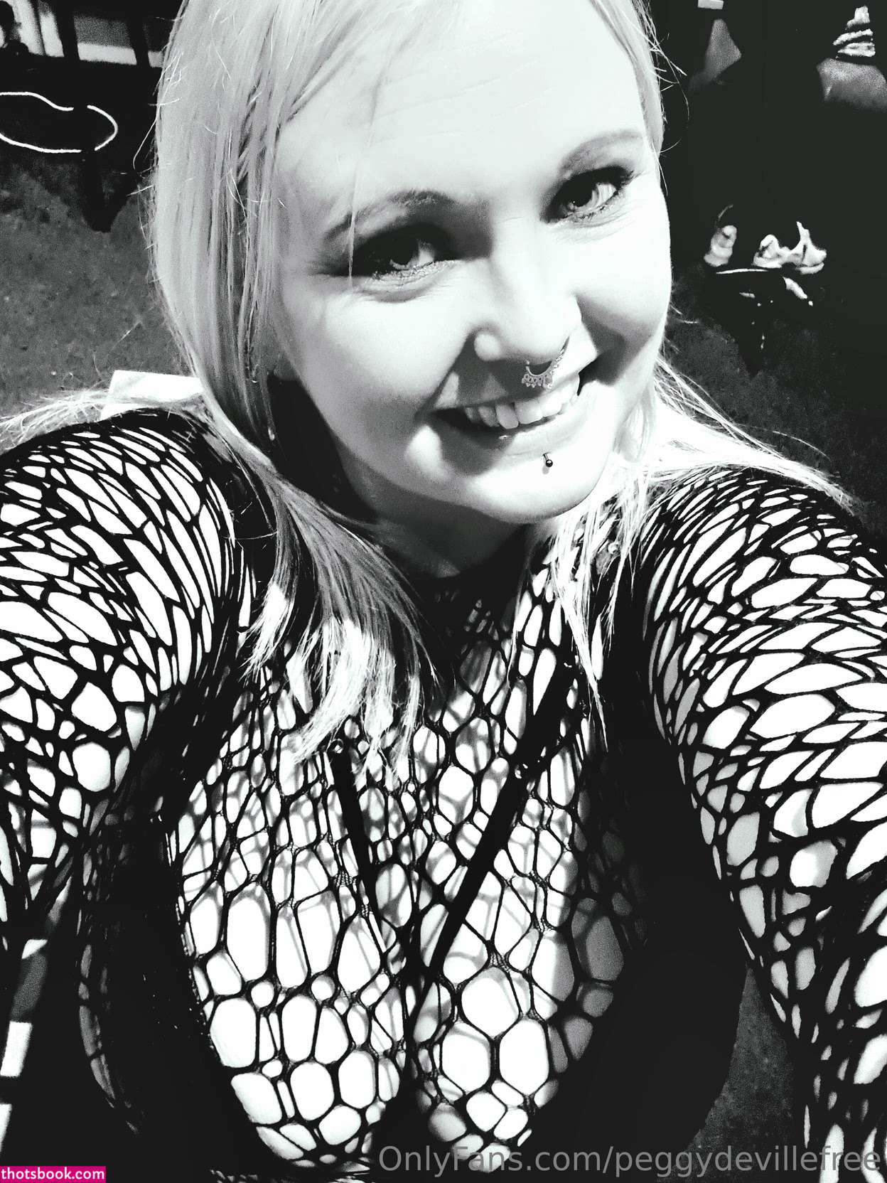 misspeggydeville Photo #33