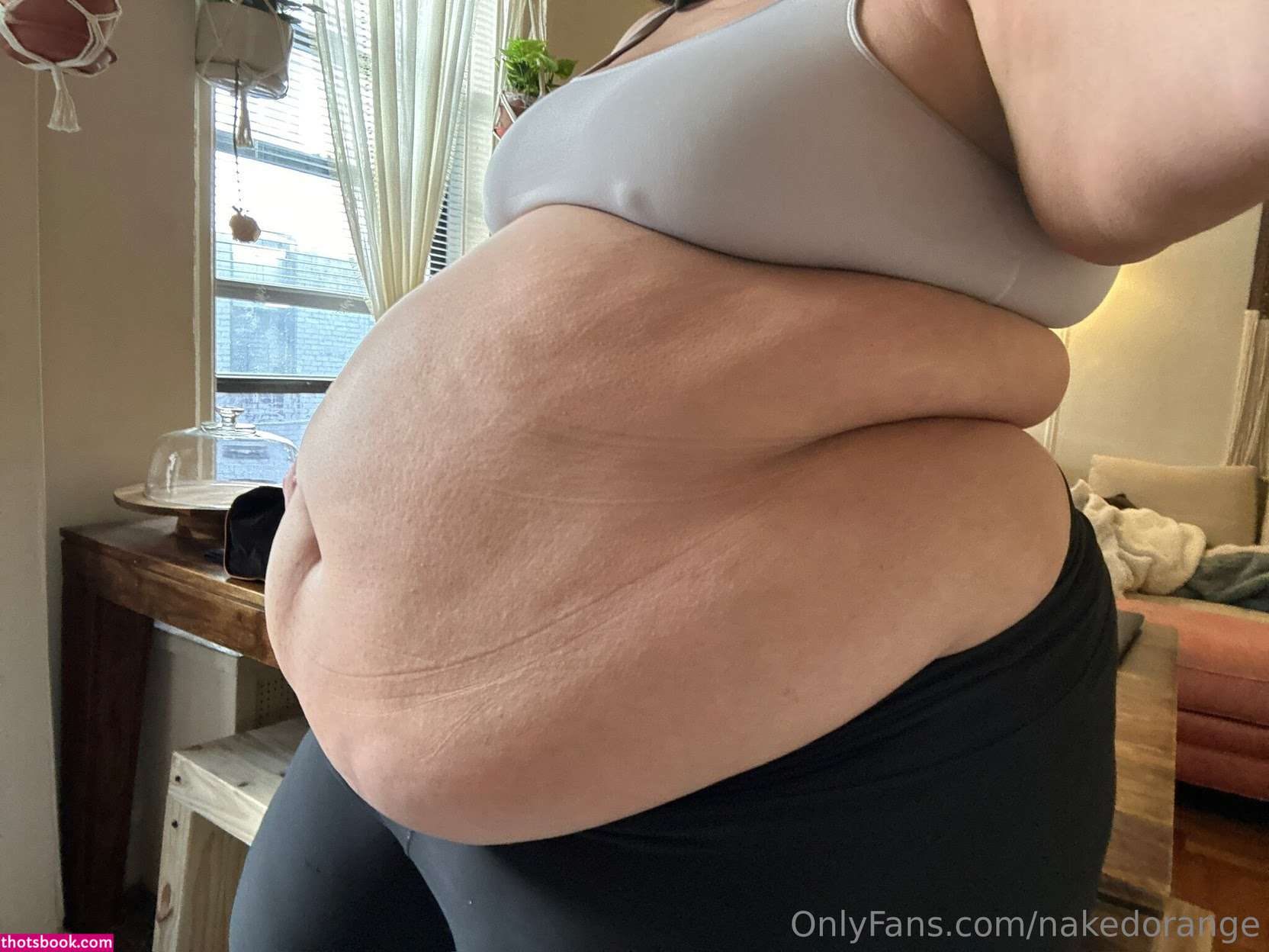 nakedorange Photo #6
