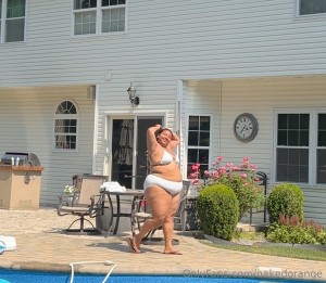 nakedorange Photo #2