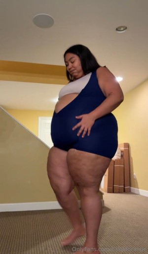 nakedorange Photo #40